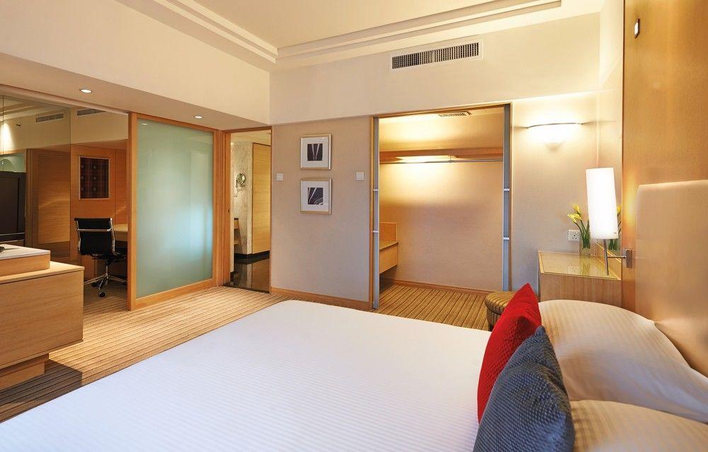 Parkroyal Collection Hotel 5*